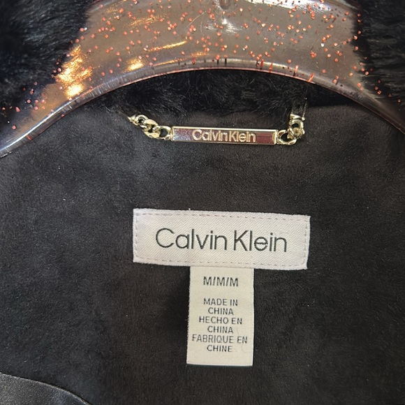 Calvin Klein Faux Fur Vest, M - Picture 5 of 9